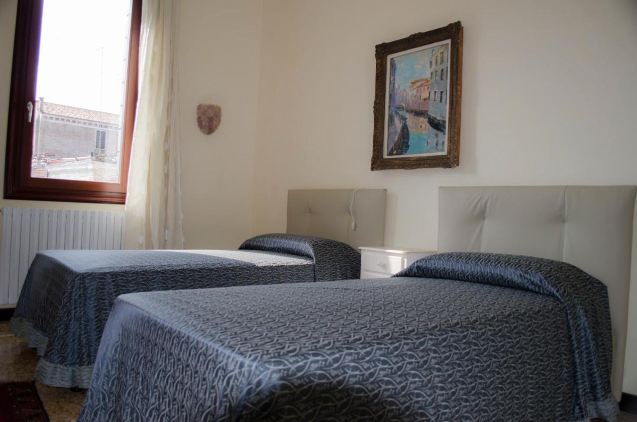 Apartment Lucy Venesia Bagian luar foto